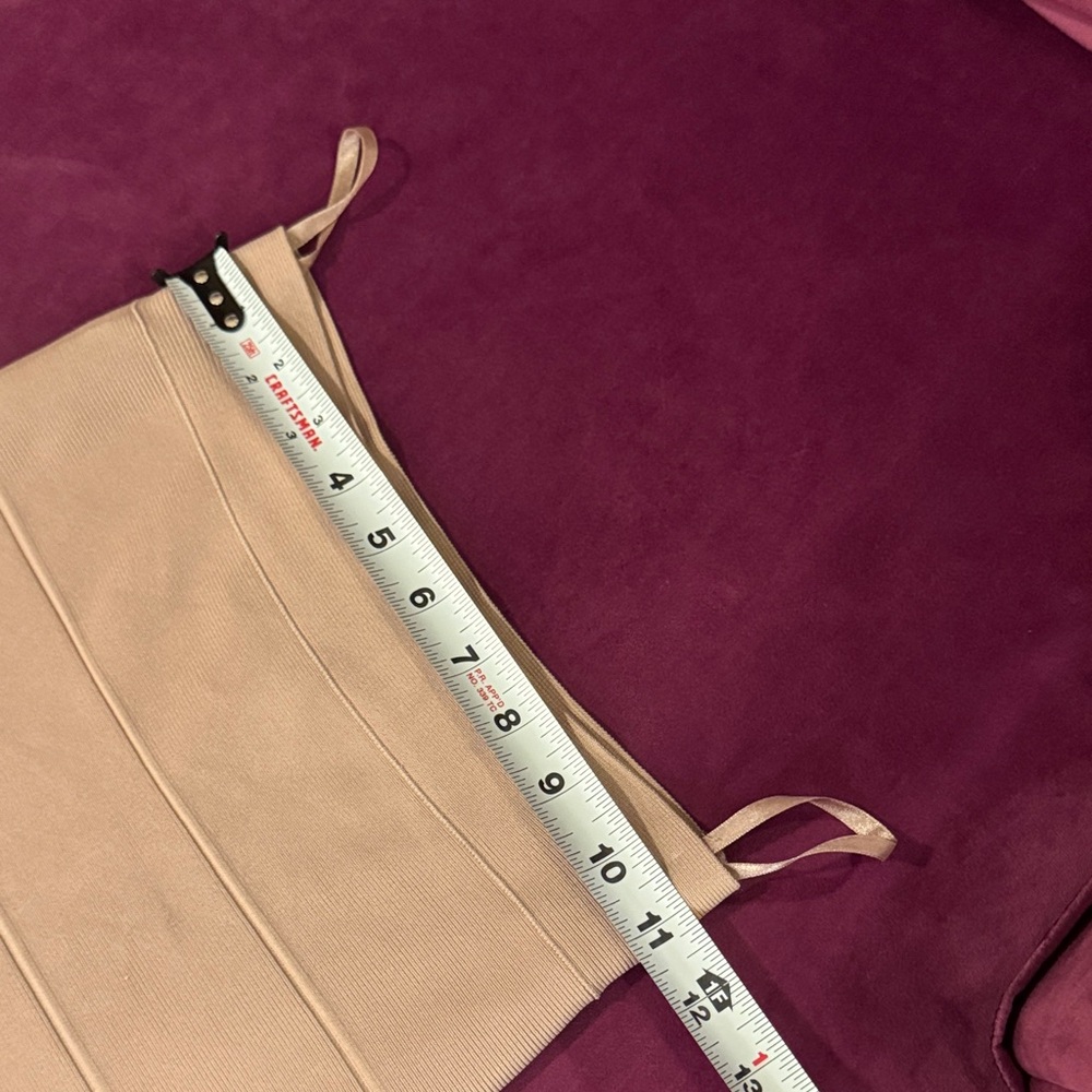 BCBGMaxAzria Women’s Light Tan Blush Fitted Long Pencil Skirt Business Sexy XS - Picture 13 of 16